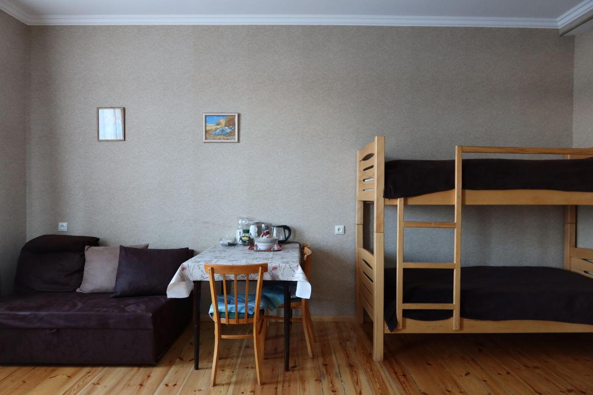Family Hotel 7 Sisters Kazbegi Ngoại thất bức ảnh