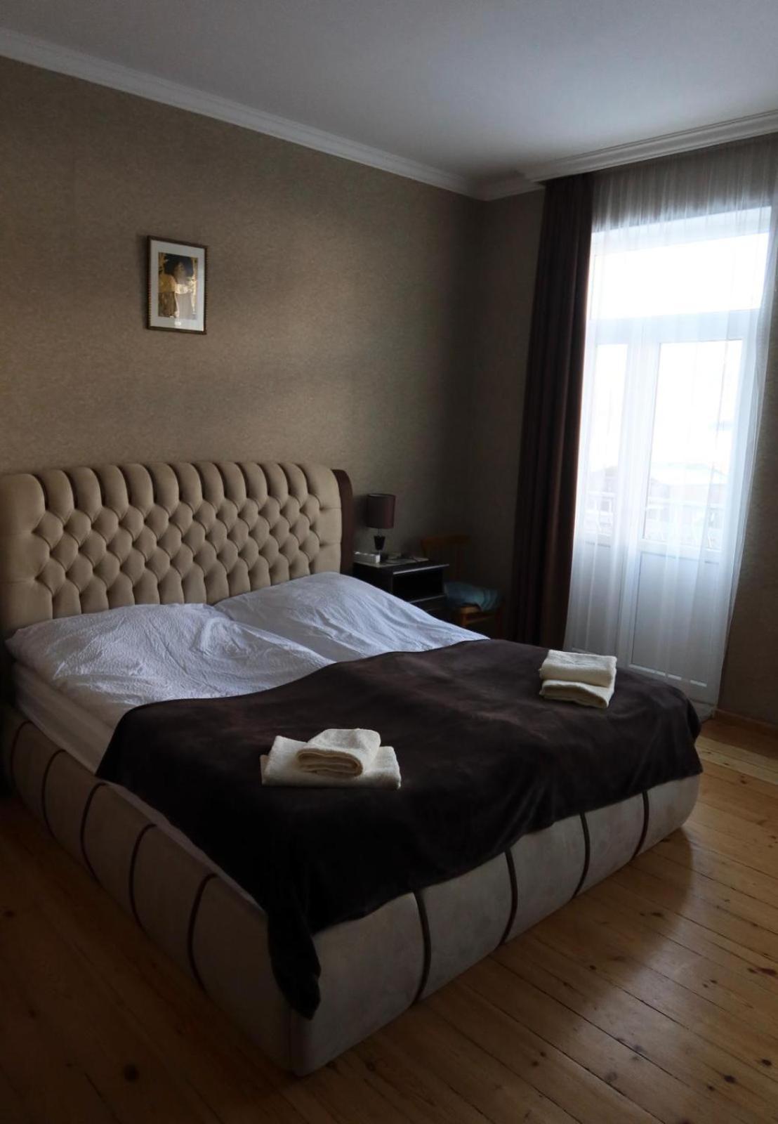 Family Hotel 7 Sisters Kazbegi Ngoại thất bức ảnh